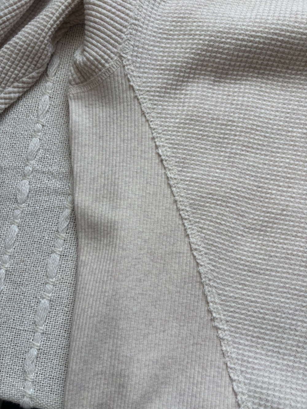 Offline by Aerie Waffle Knit Cream Oatmeal Long Sleeve Top Oversized Cozy Size L - Picture 8 of 14
